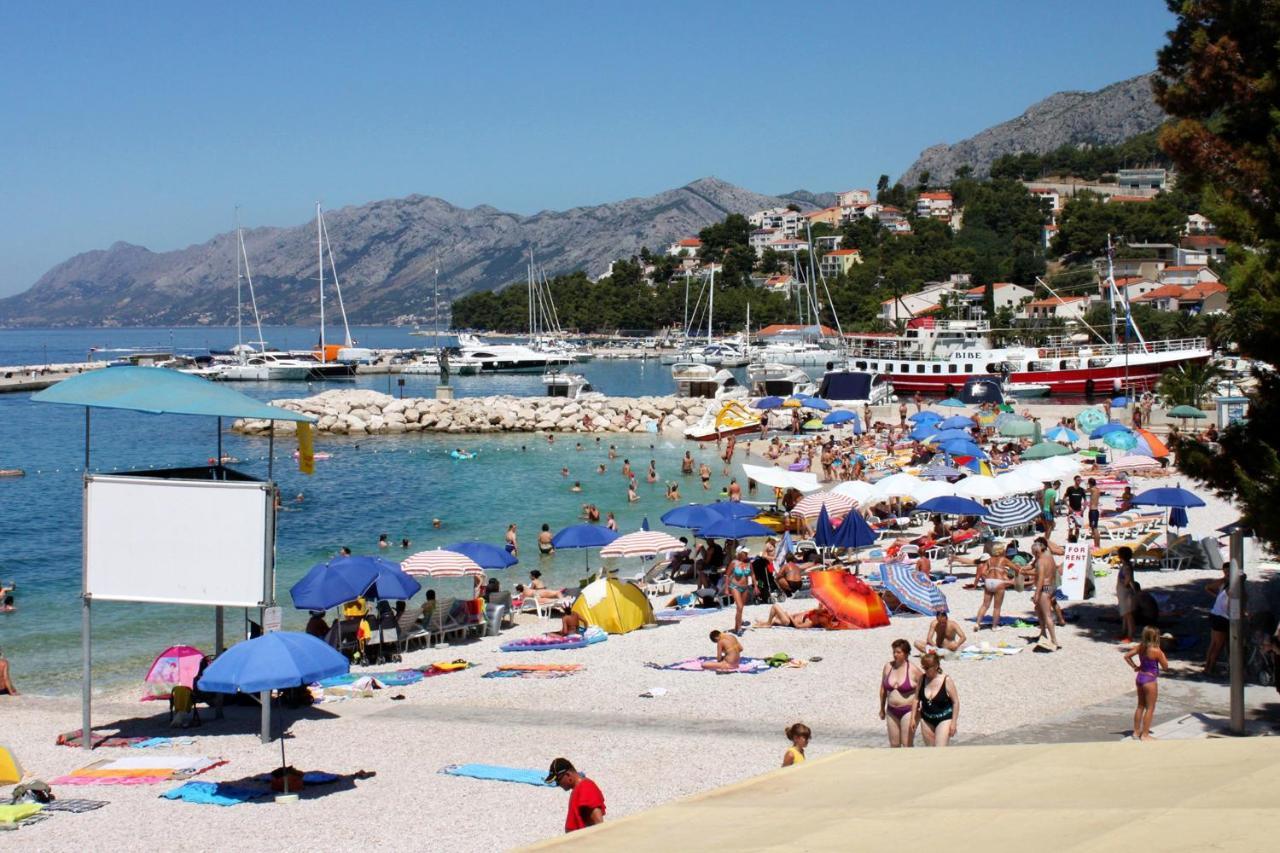 Family Friendly Apartments With A Swimming Pool Baska Voda, Makarska - 12442 Exterior foto
