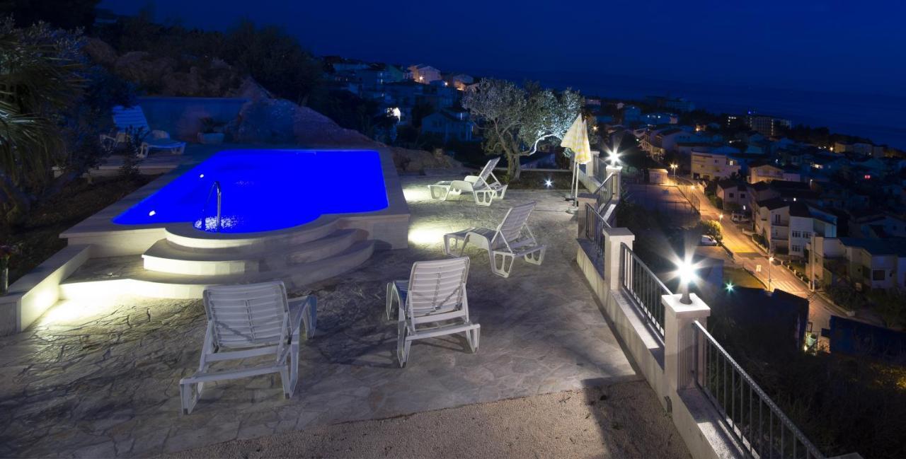 Family Friendly Apartments With A Swimming Pool Baska Voda, Makarska - 12442 Exterior foto