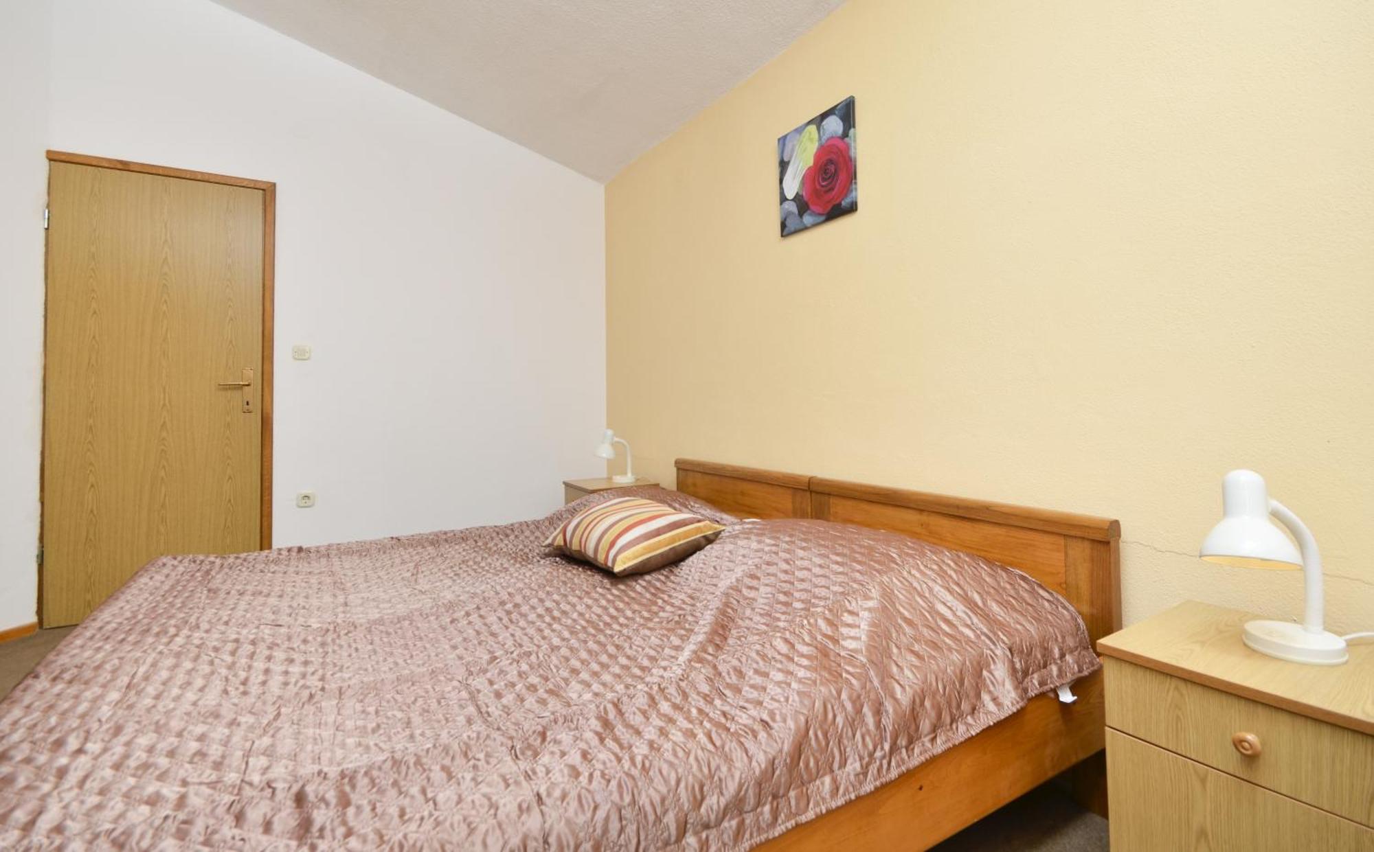 Family Friendly Apartments With A Swimming Pool Baska Voda, Makarska - 12442 Habitación foto